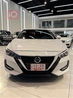 نیسان سێنترا